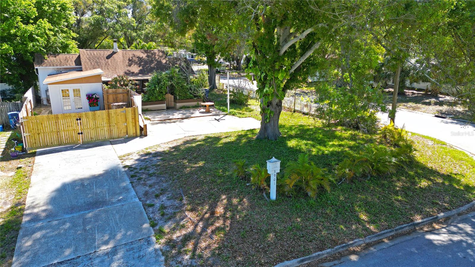 Your new home in sunny St. Petersburg is waiting for you! This charming 2-bedroom, 2-bath home and a loft that has been updated: equipped kitchen, brand-new roof will be installed, and fresh paint. Enjoy your own private backyard—perfect for relaxing or entertaining. Located just minutes from Sawgrass Lake Park, Rio Vista Park, and the beautiful beaches of St. Pete Beach and Treasure Island, this home offers the perfect blend of comfort and location. Ready to move in?