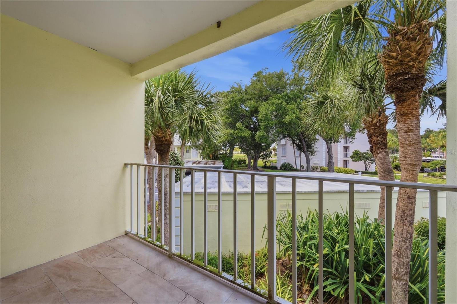 FARMINGTON VISTAS - Residential