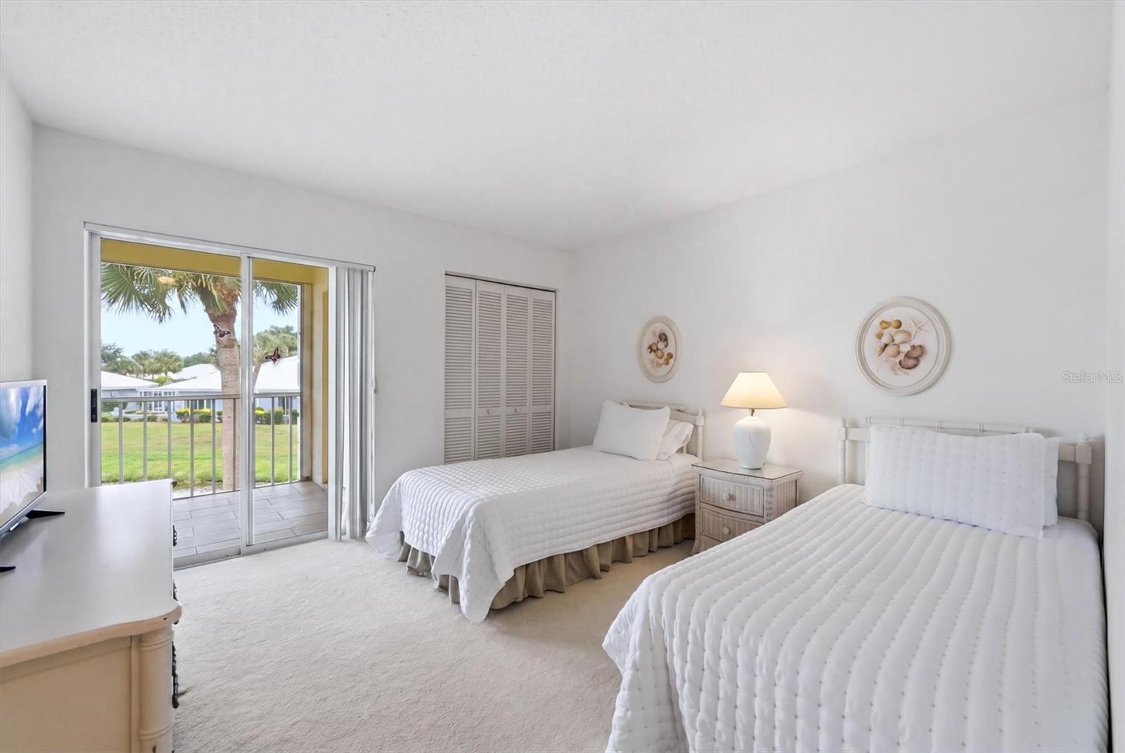 FARMINGTON VISTAS - Residential