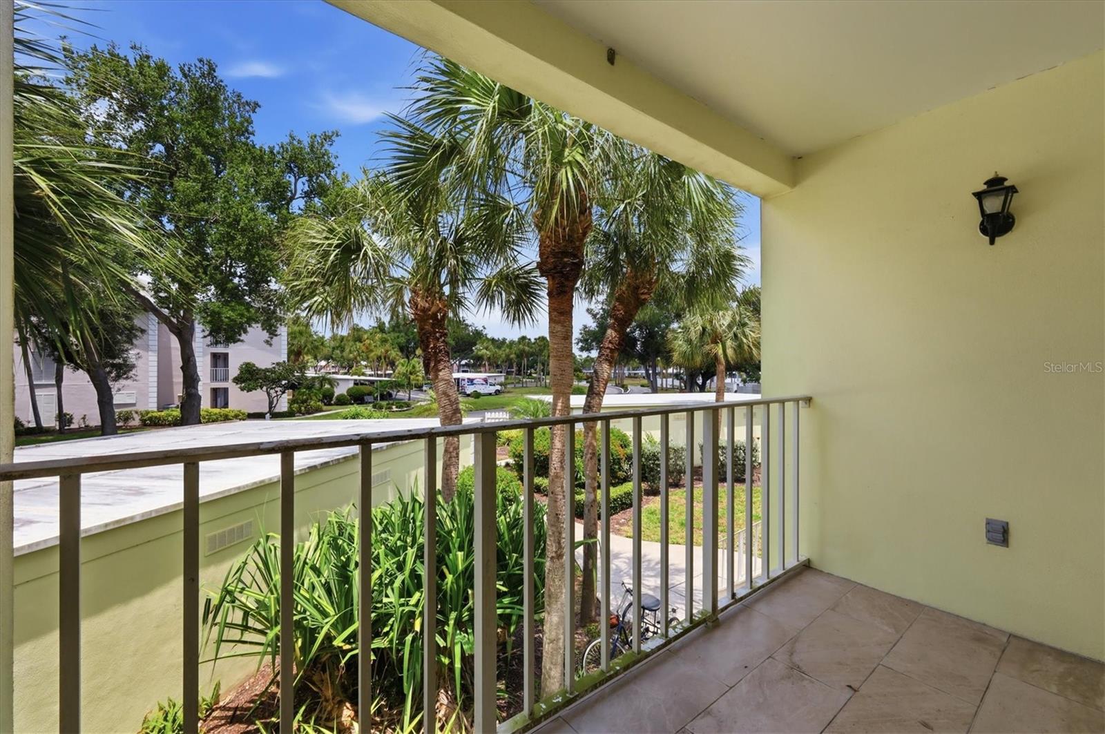 FARMINGTON VISTAS - Residential