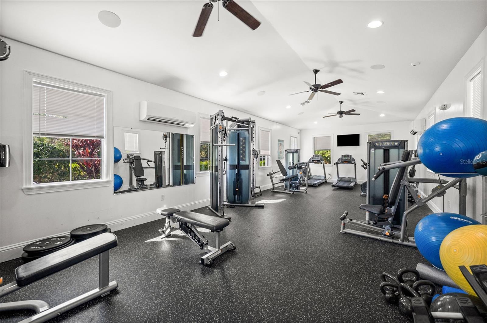 BAY LANDING - Residential