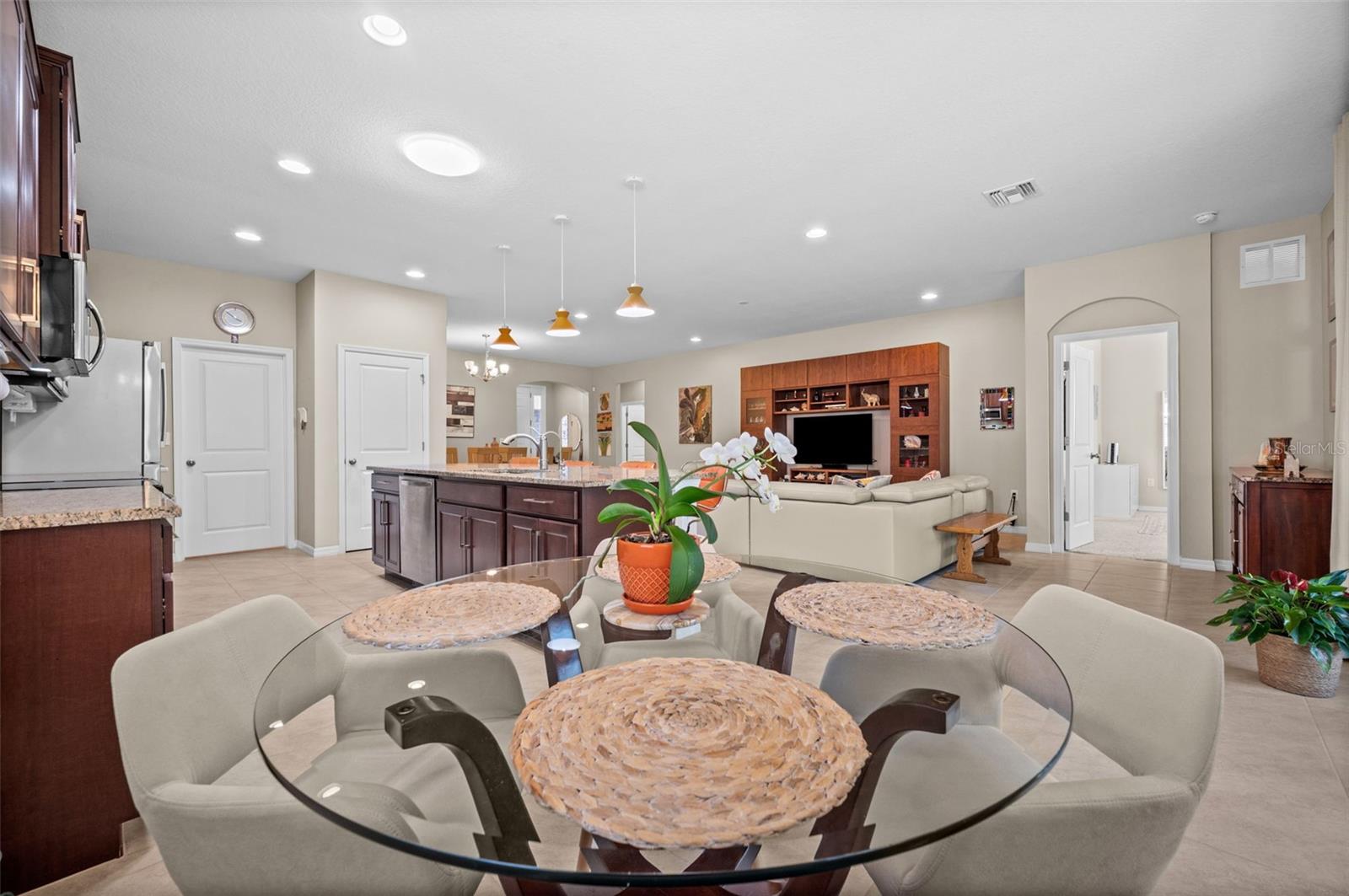 BAY LANDING - Residential