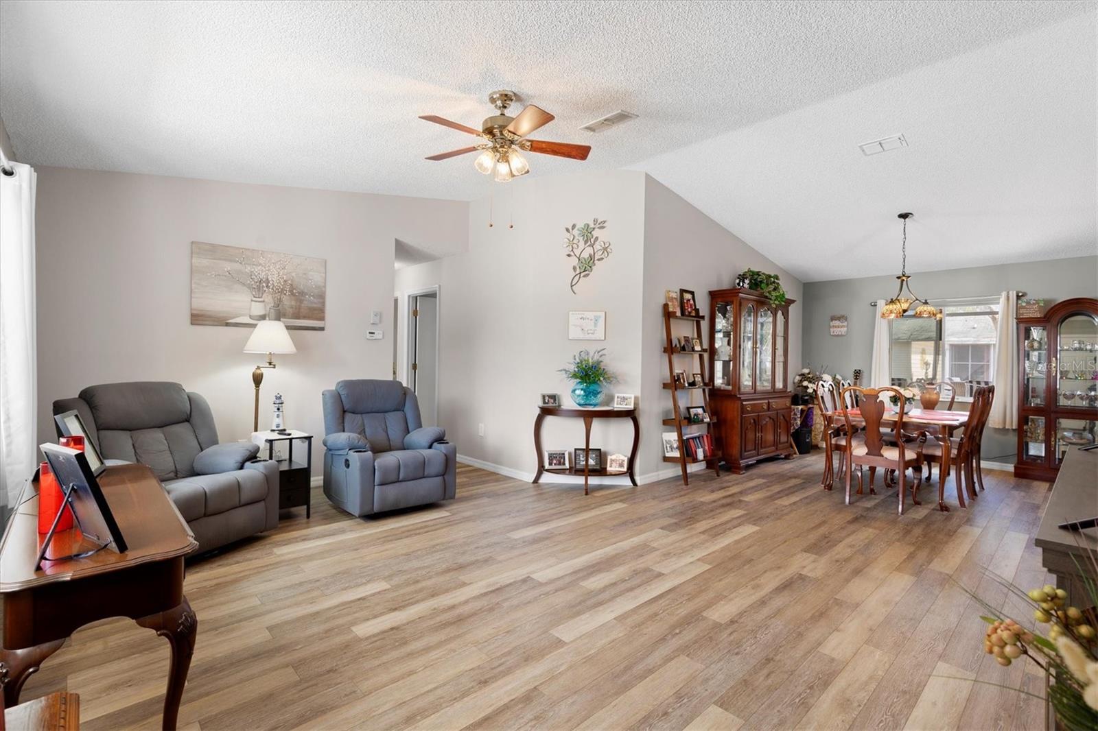 SPRUCE CREEK SOUTH - Residential