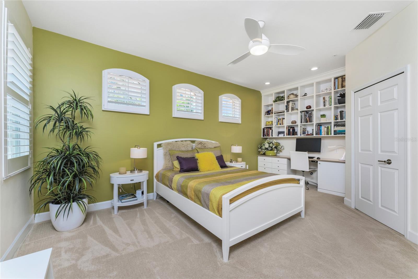 TOPAZ COVE CONDO - Residential