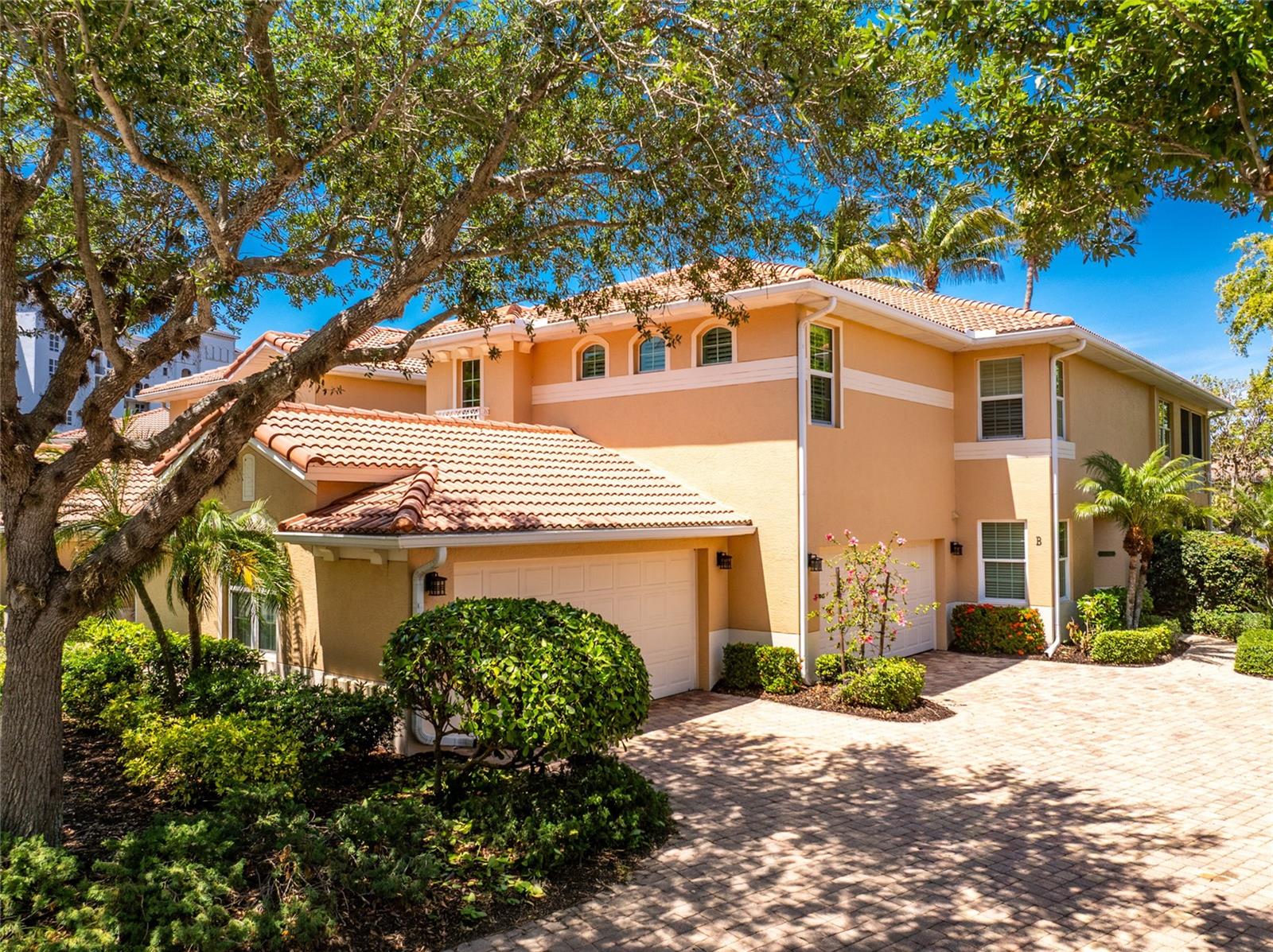TOPAZ COVE CONDO - Residential
