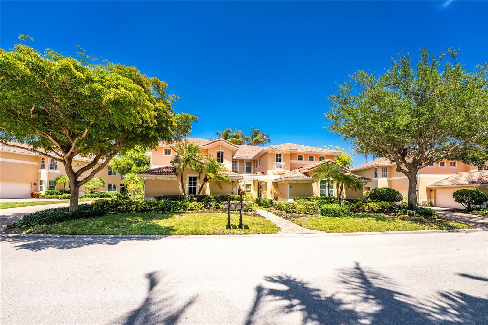 TOPAZ COVE CONDO - Residential
