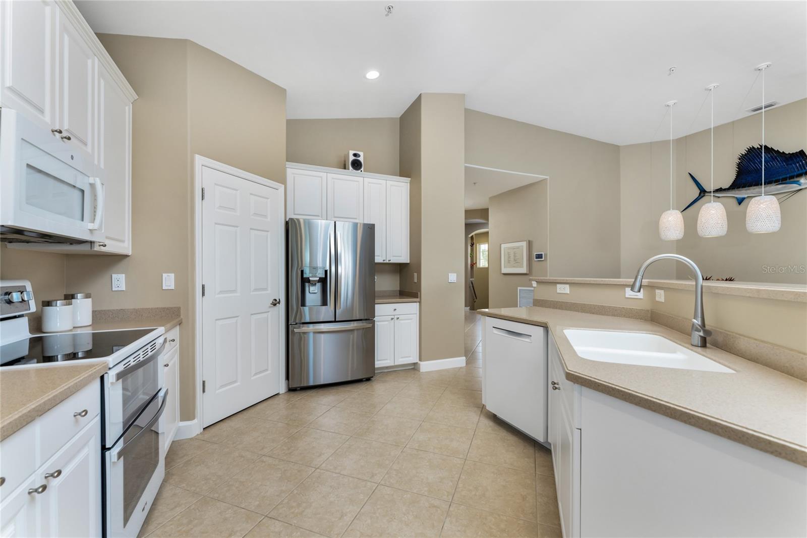 TOPAZ COVE CONDO - Residential