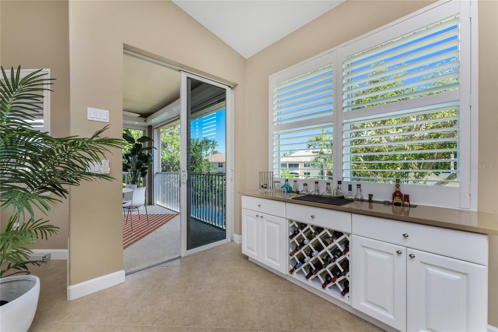 TOPAZ COVE CONDO - Residential