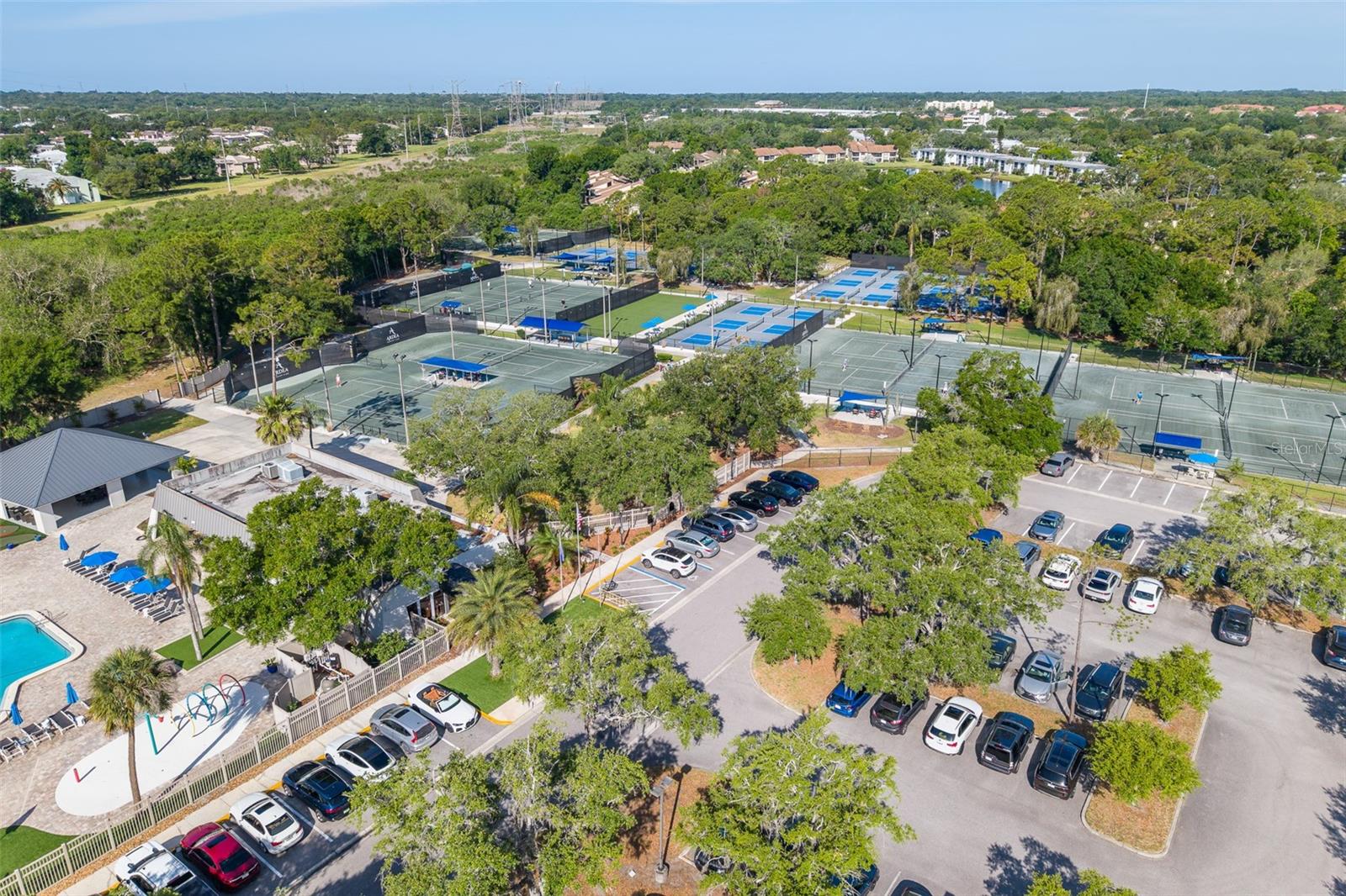 EAST LAKE WOODLANDS CLUSTER HOMES - Residential