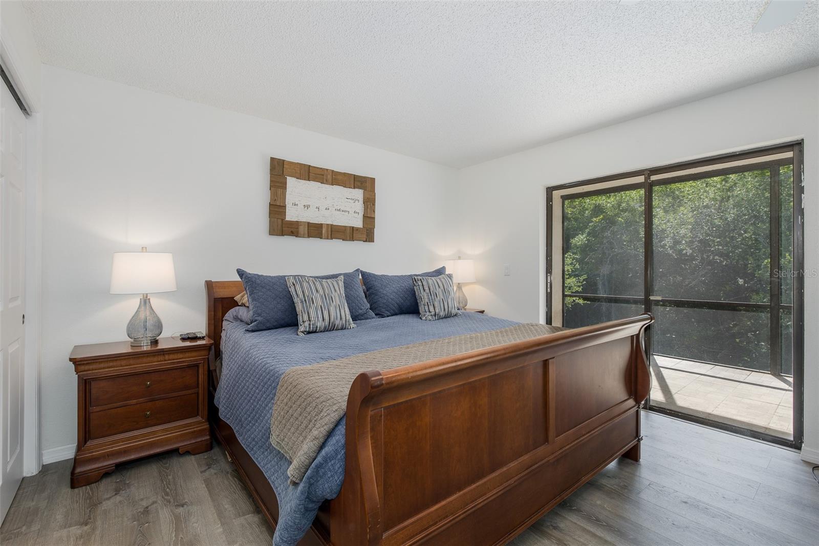 EAST LAKE WOODLANDS CLUSTER HOMES - Residential