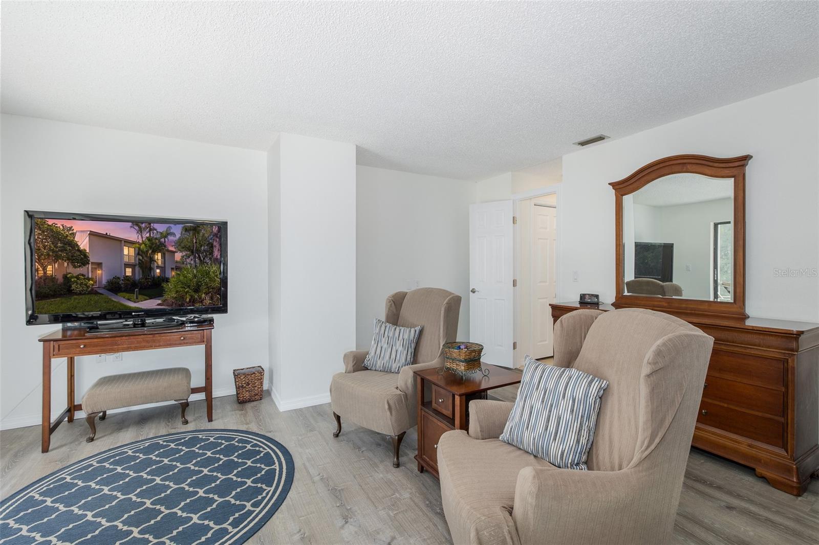 EAST LAKE WOODLANDS CLUSTER HOMES - Residential