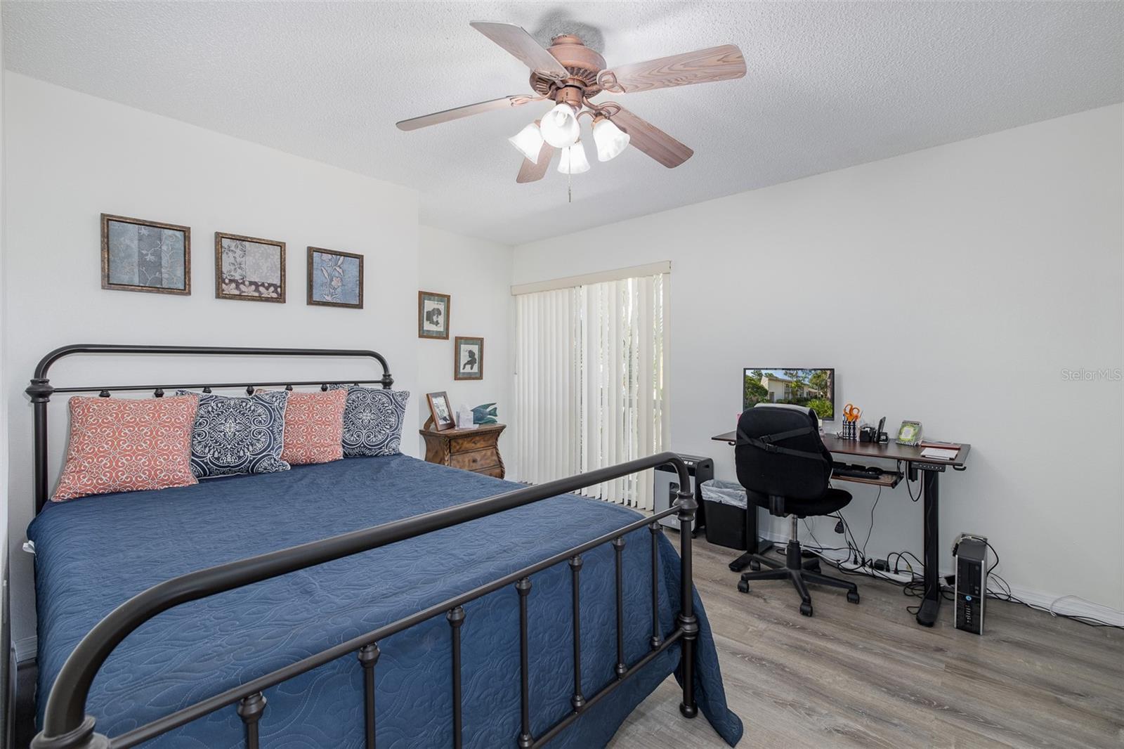EAST LAKE WOODLANDS CLUSTER HOMES - Residential