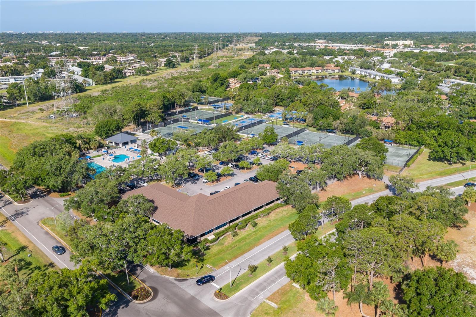 EAST LAKE WOODLANDS CLUSTER HOMES - Residential