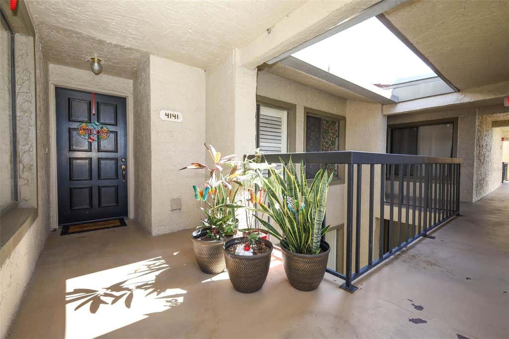 Photo of 4141 Player Circle #522, Orlando, FL 32808 (MLS # O6434738)