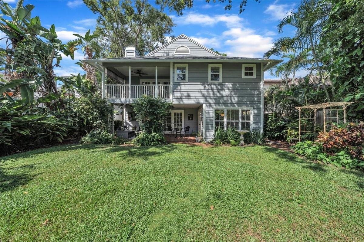 BAY BLUFF - Residential