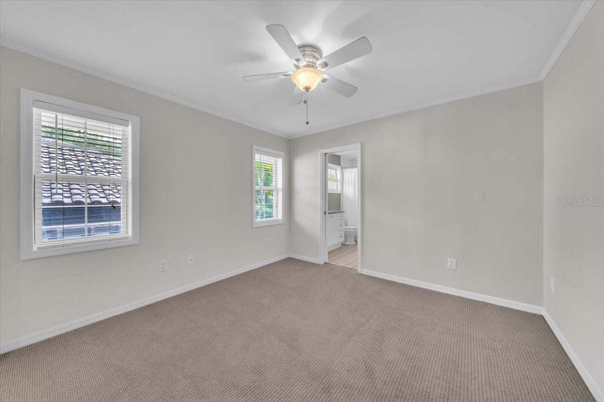 BAY BLUFF - Residential