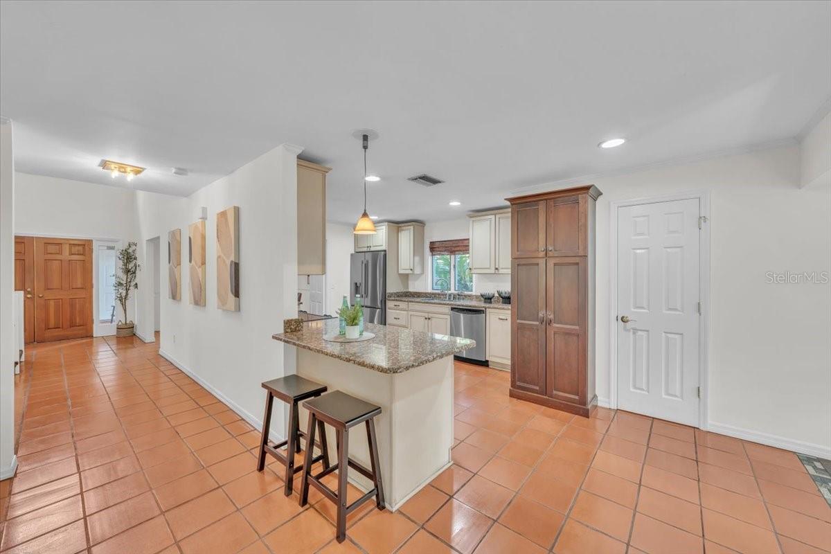 BAY BLUFF - Residential