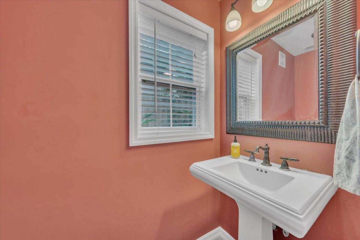 BAY BLUFF - Residential