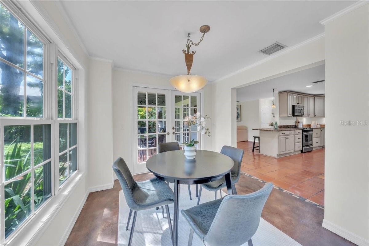 BAY BLUFF - Residential
