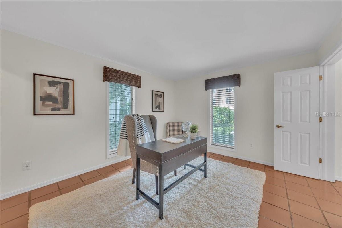 BAY BLUFF - Residential