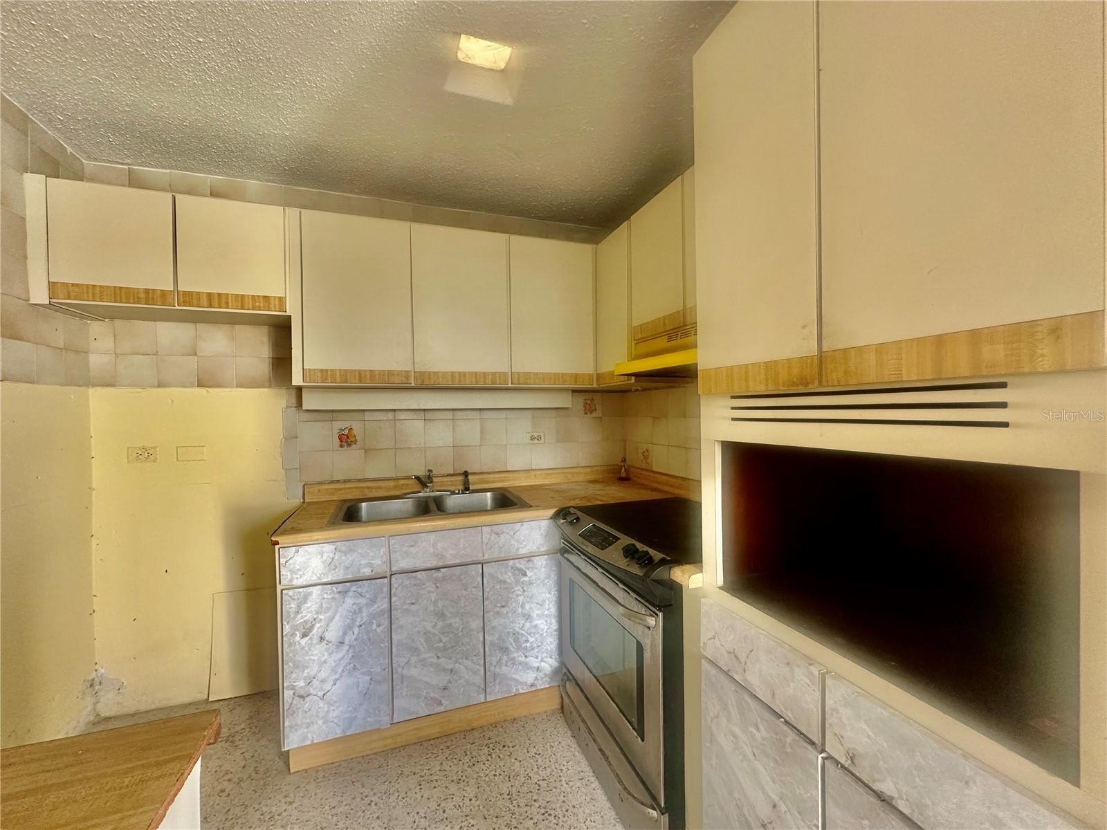 calle D 2J37 Bairoa Park CALLE D 2J37 BAIROA PARK