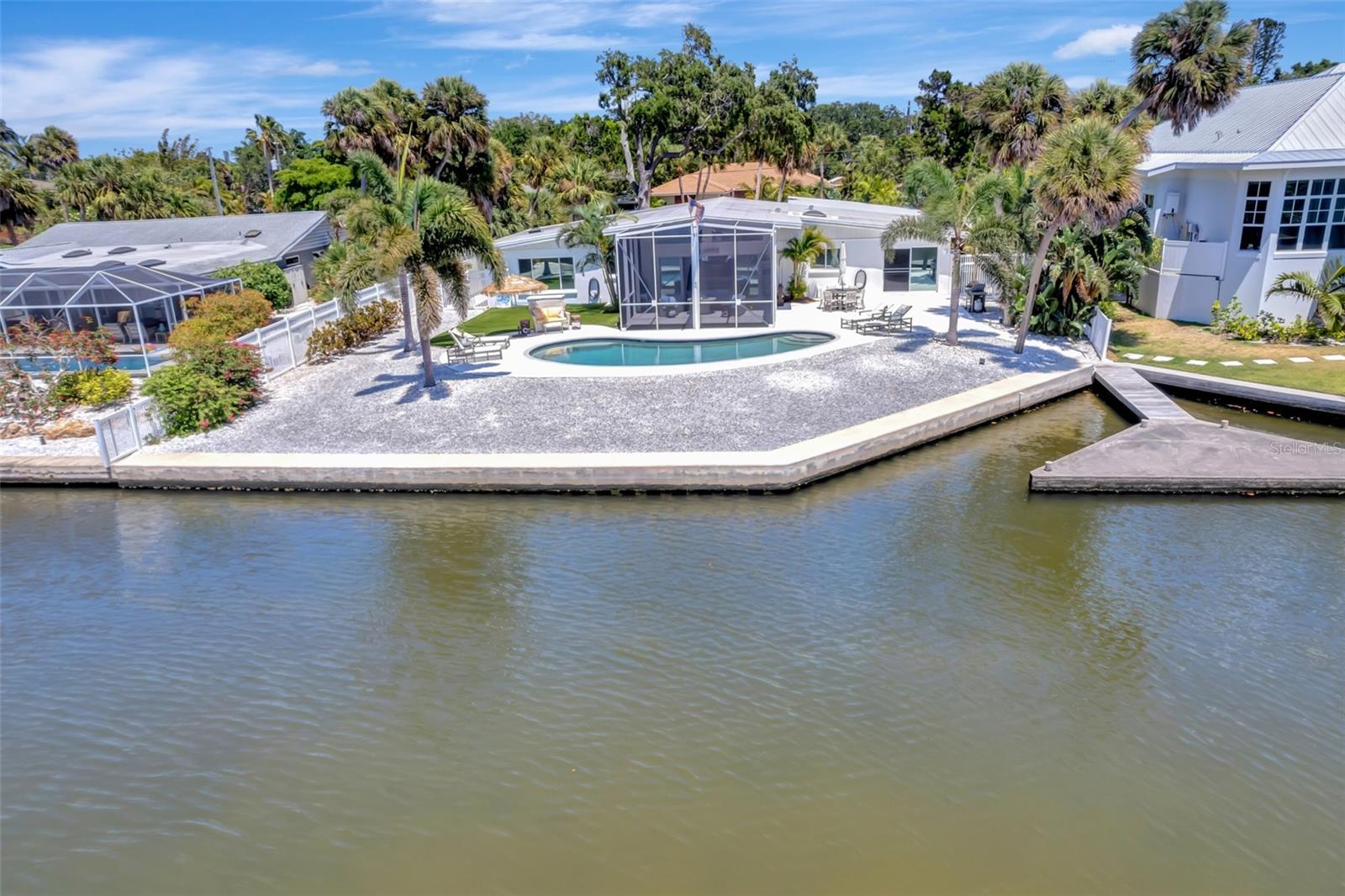 SARA SANDS - Residential