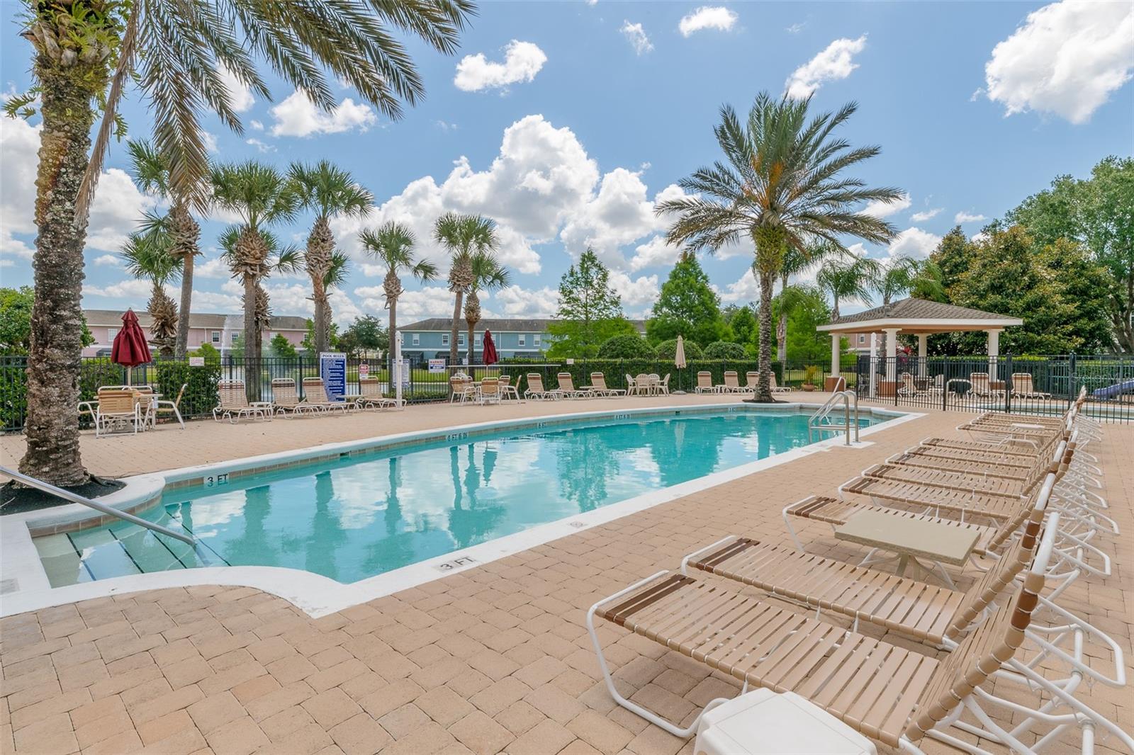 CORAL CAY RESORT - Residential Lease