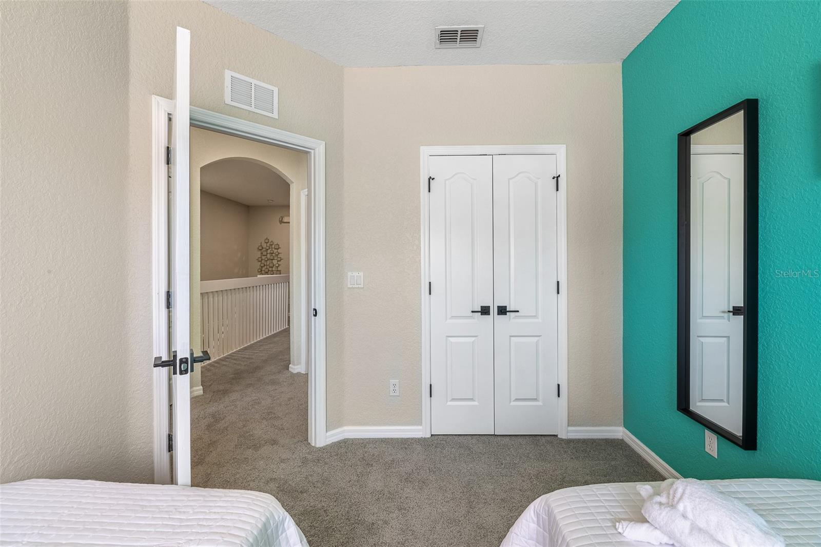 CORAL CAY RESORT - Residential Lease