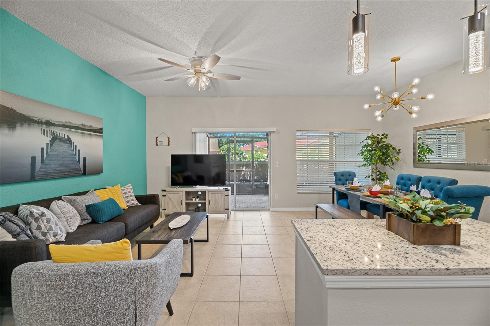 CORAL CAY RESORT - Residential Lease