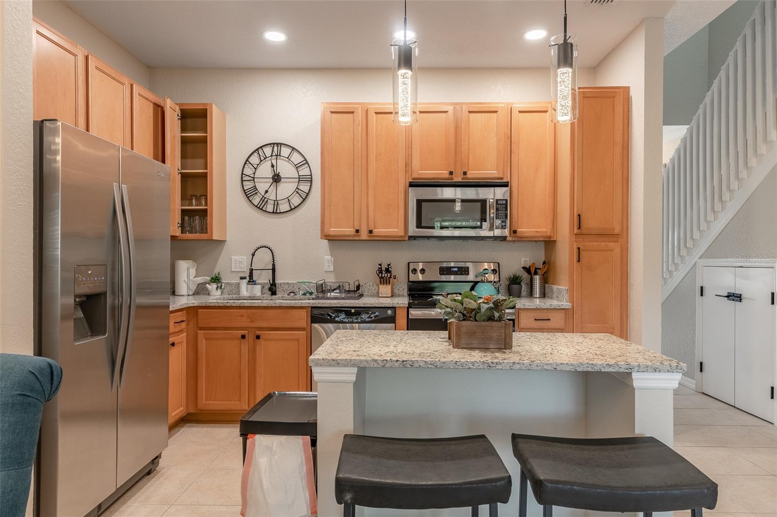 CORAL CAY RESORT - Residential Lease