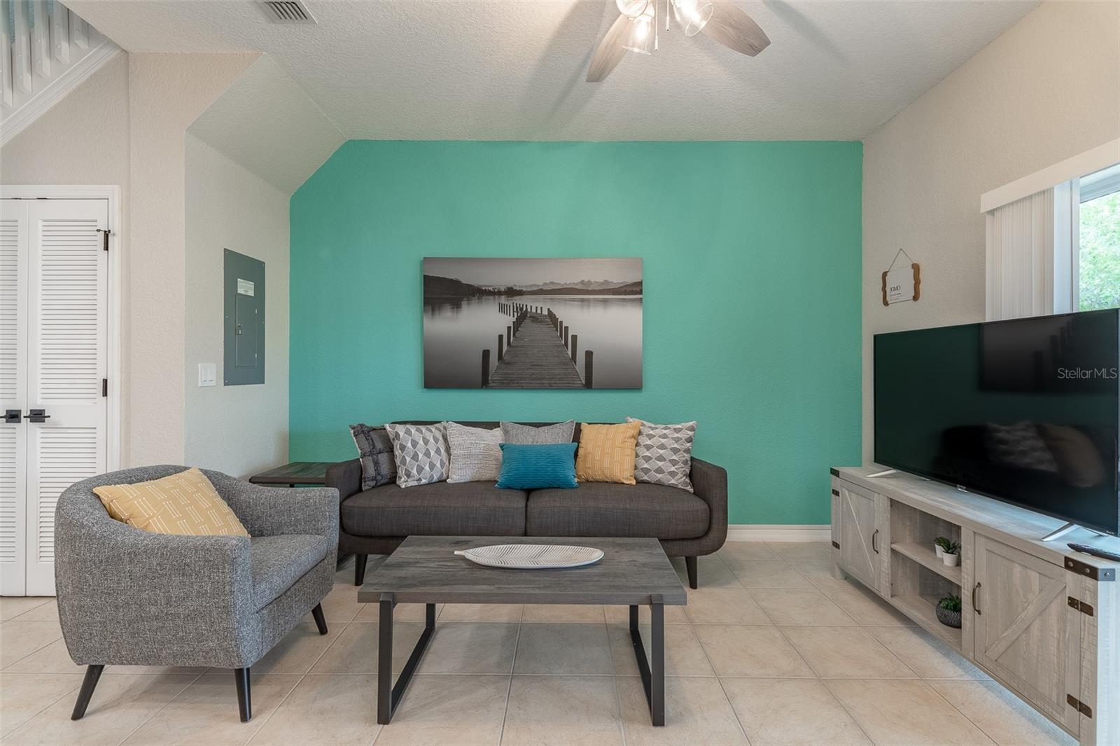 CORAL CAY RESORT - Residential Lease