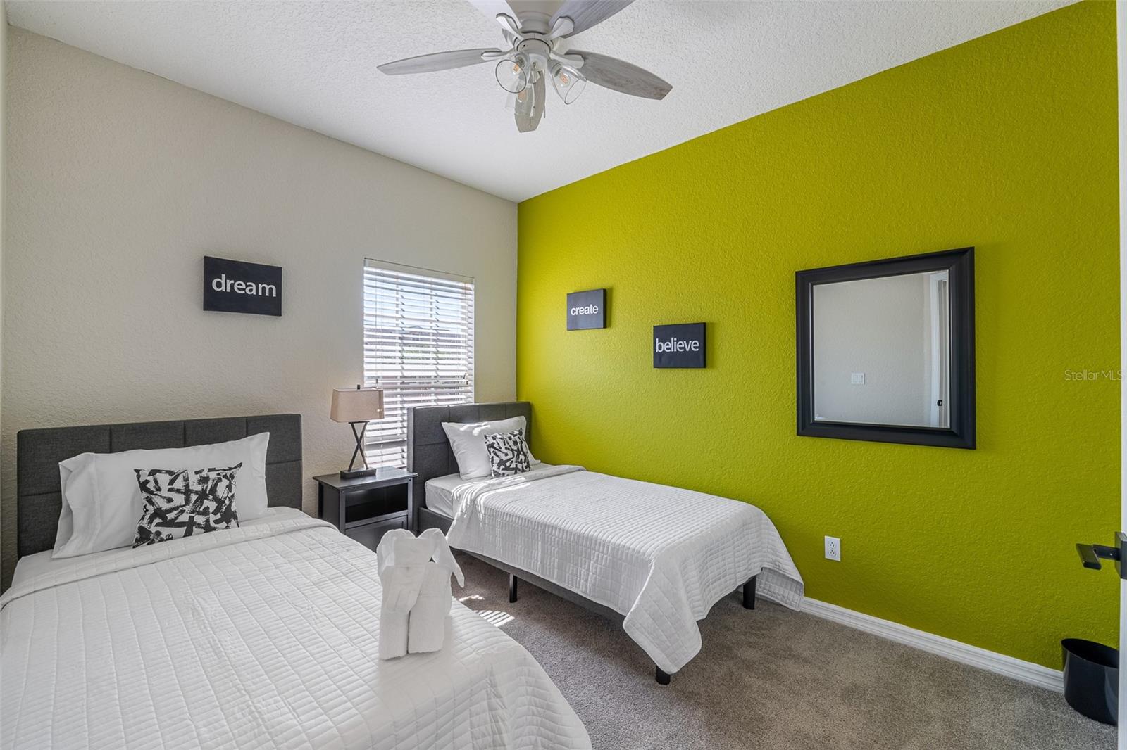 CORAL CAY RESORT - Residential Lease