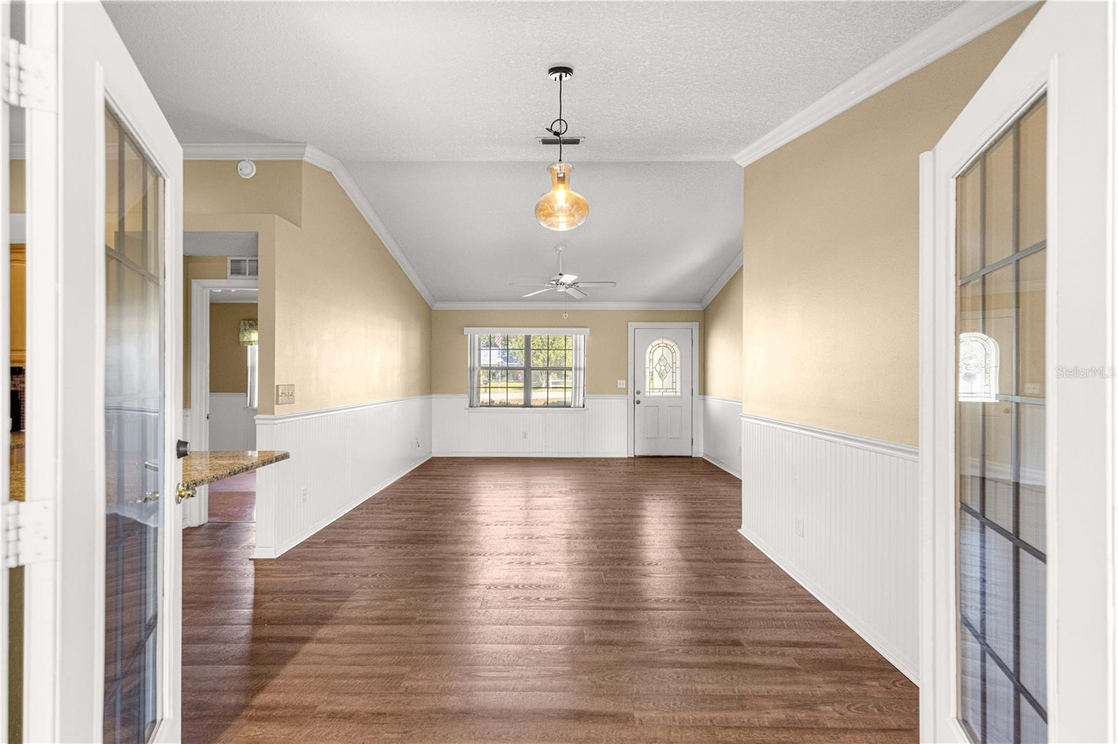 EDGEWATER ESTATE - Residential