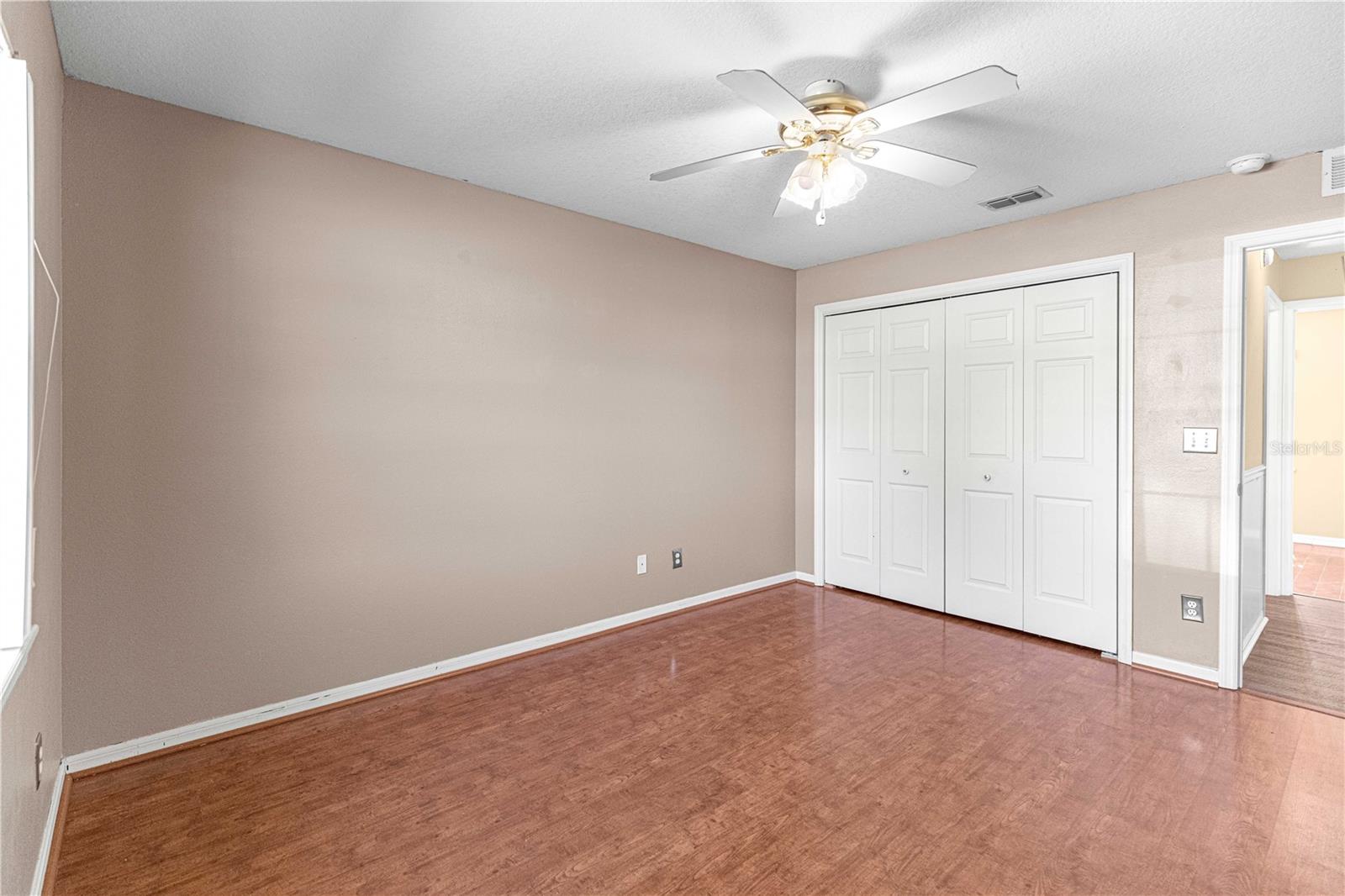 EDGEWATER ESTATE - Residential