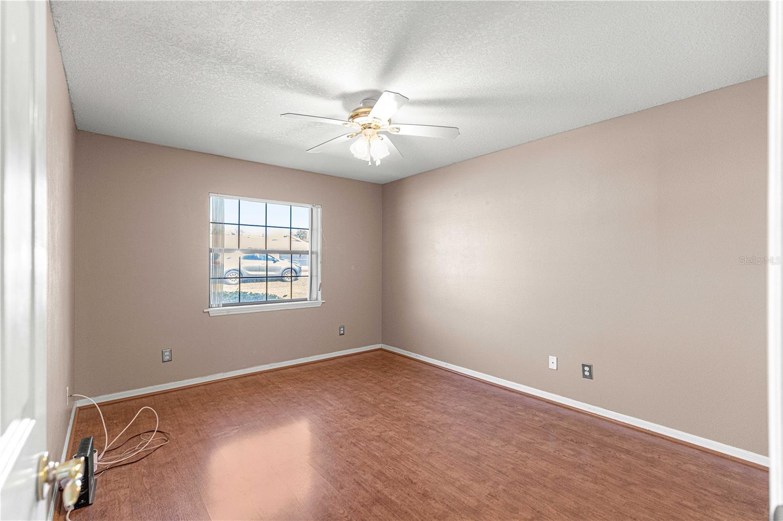 EDGEWATER ESTATE - Residential