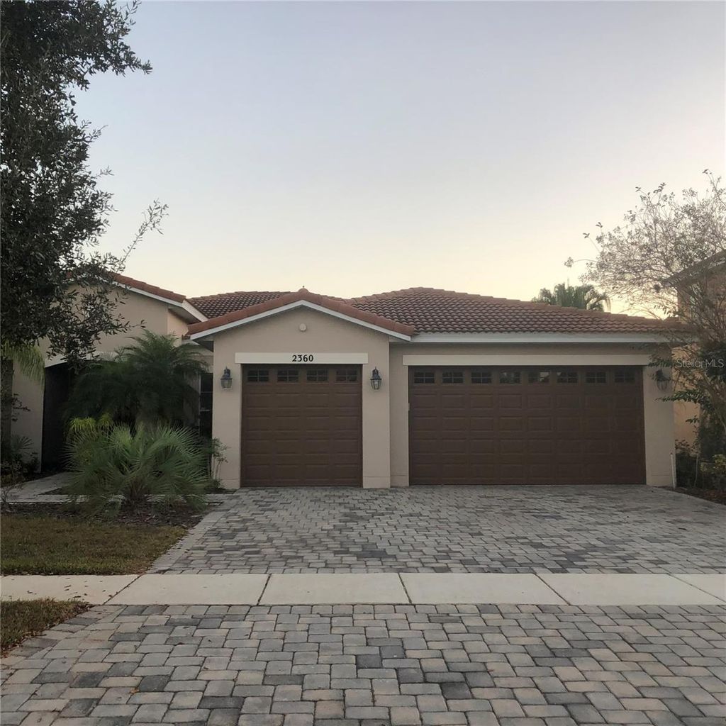 Photo of 2360 Eagle Talon Court, Kissimmee, FL 34746 (MLS # O6369734)
