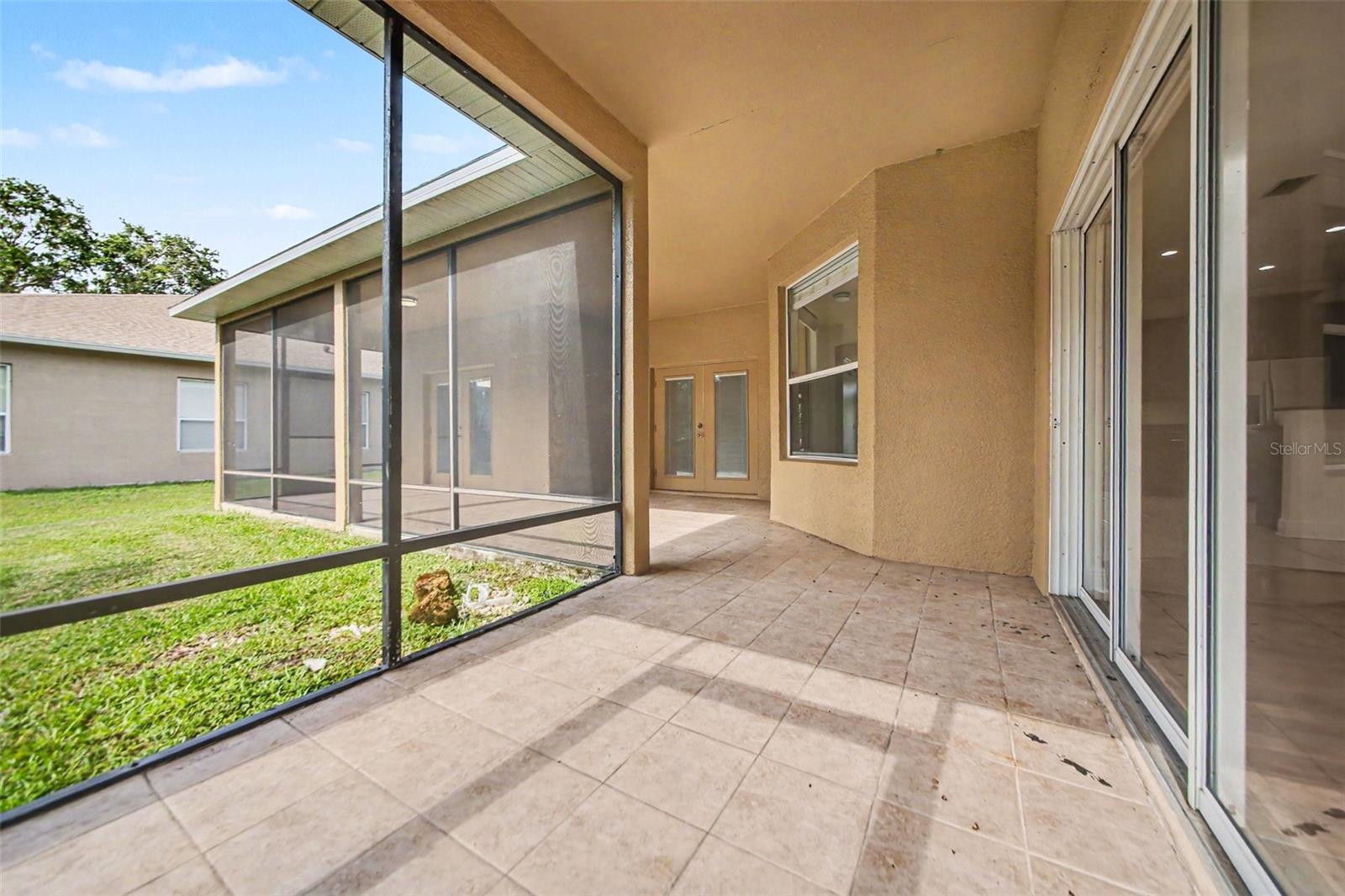 WINTER GARDEN TRLS 01-3 - Residential