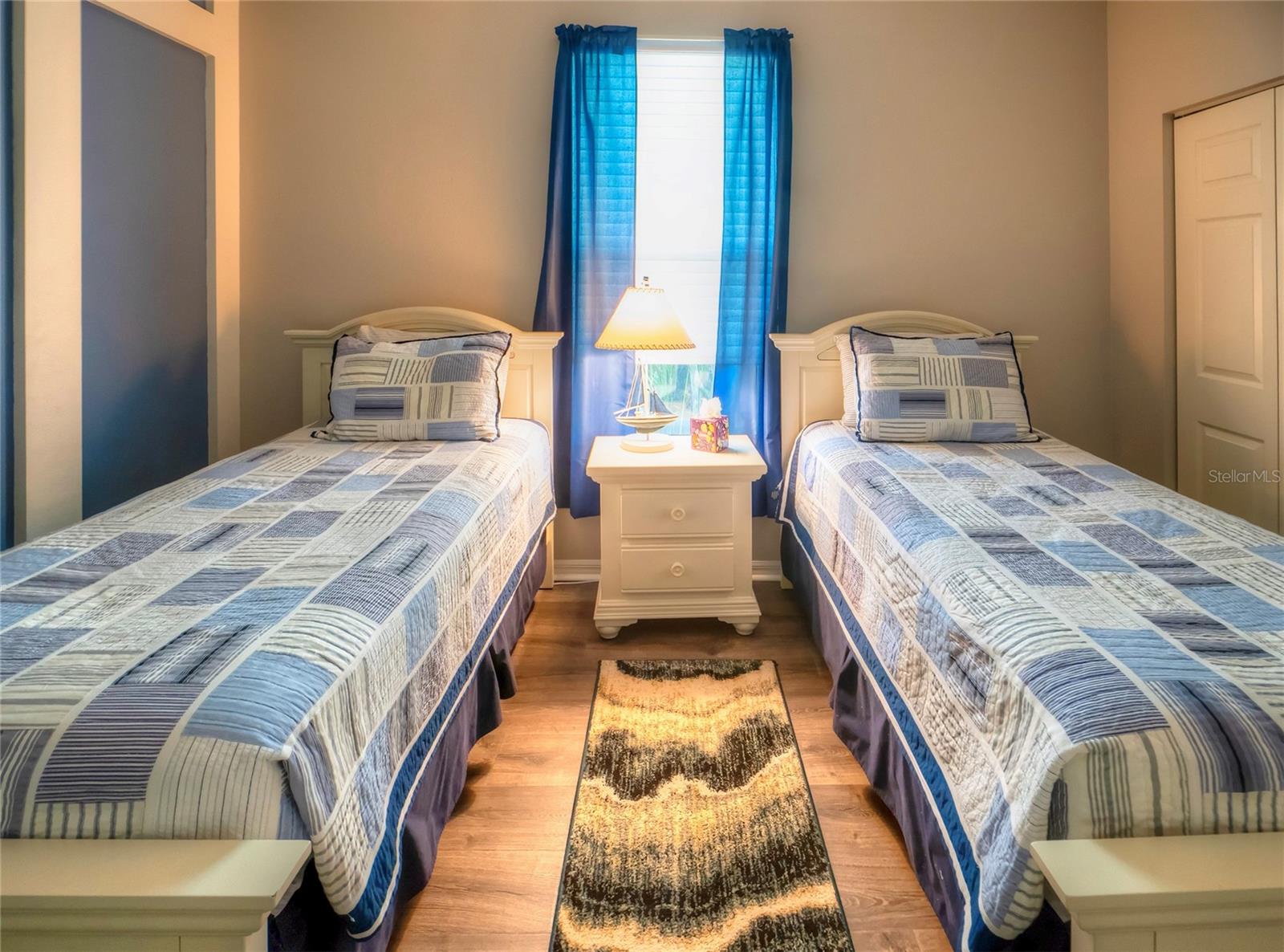 THE LAKES OF JACARANDA - Residential