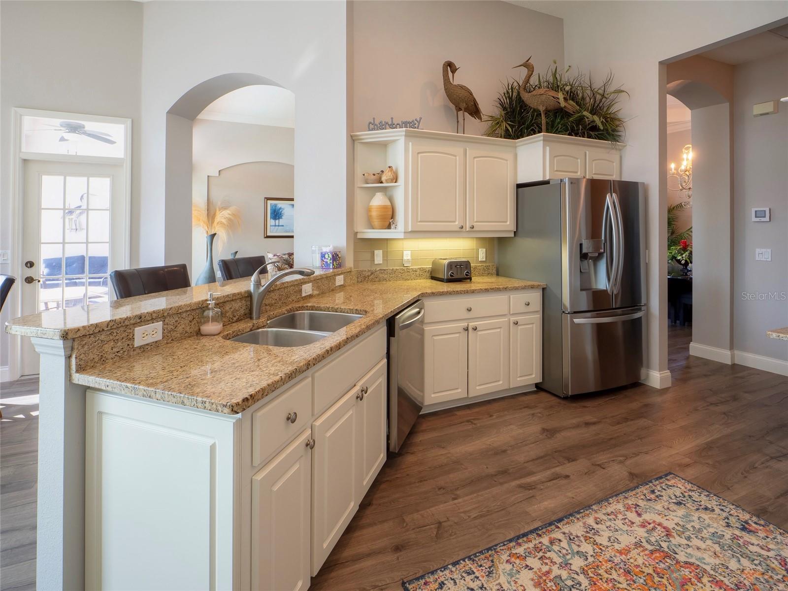 THE LAKES OF JACARANDA - Residential