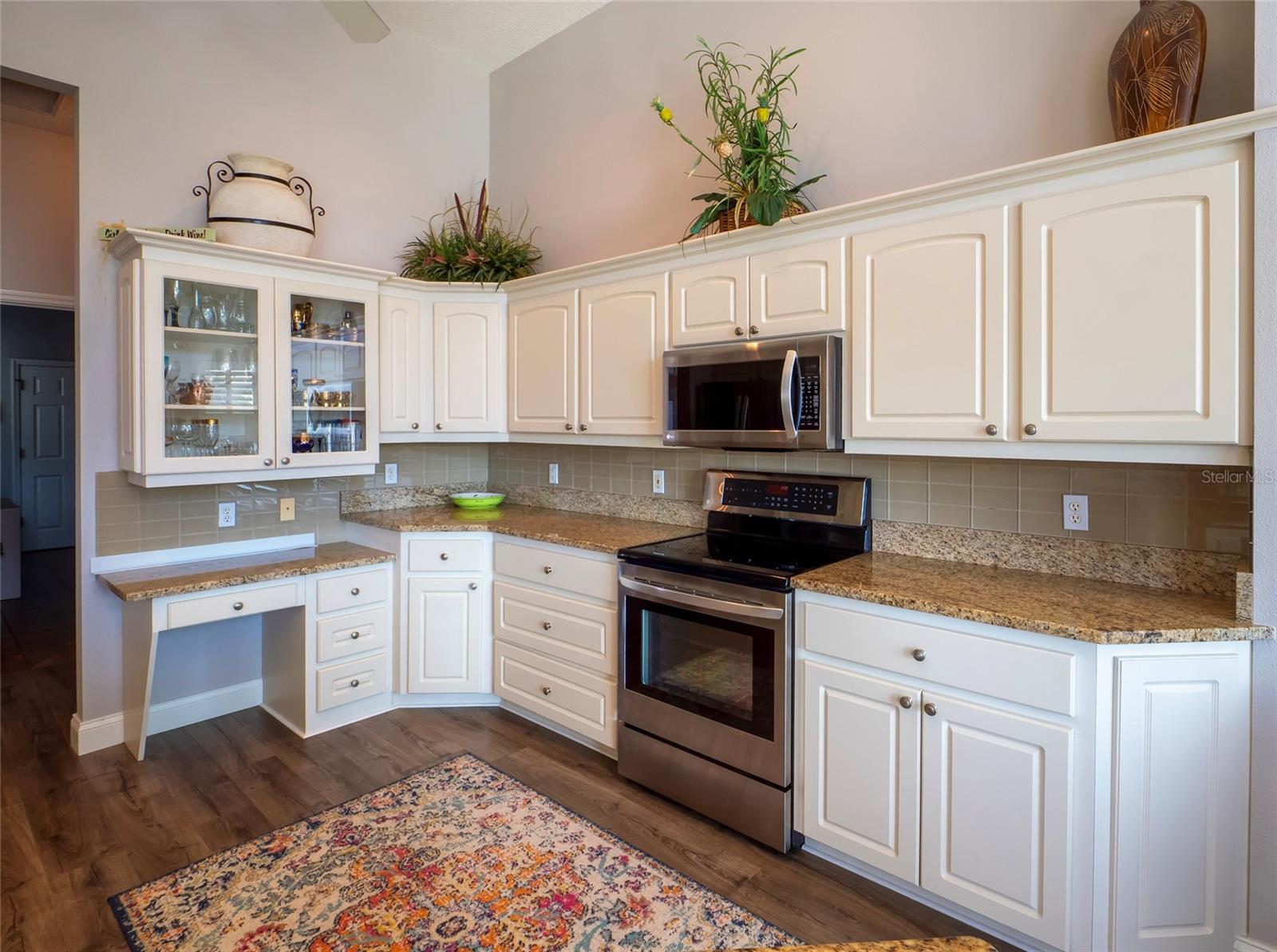 THE LAKES OF JACARANDA - Residential