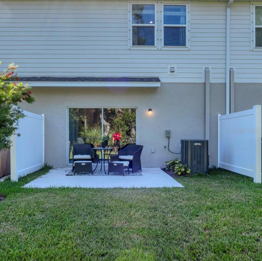 VINTERRA TWNHMS - Residential Lease