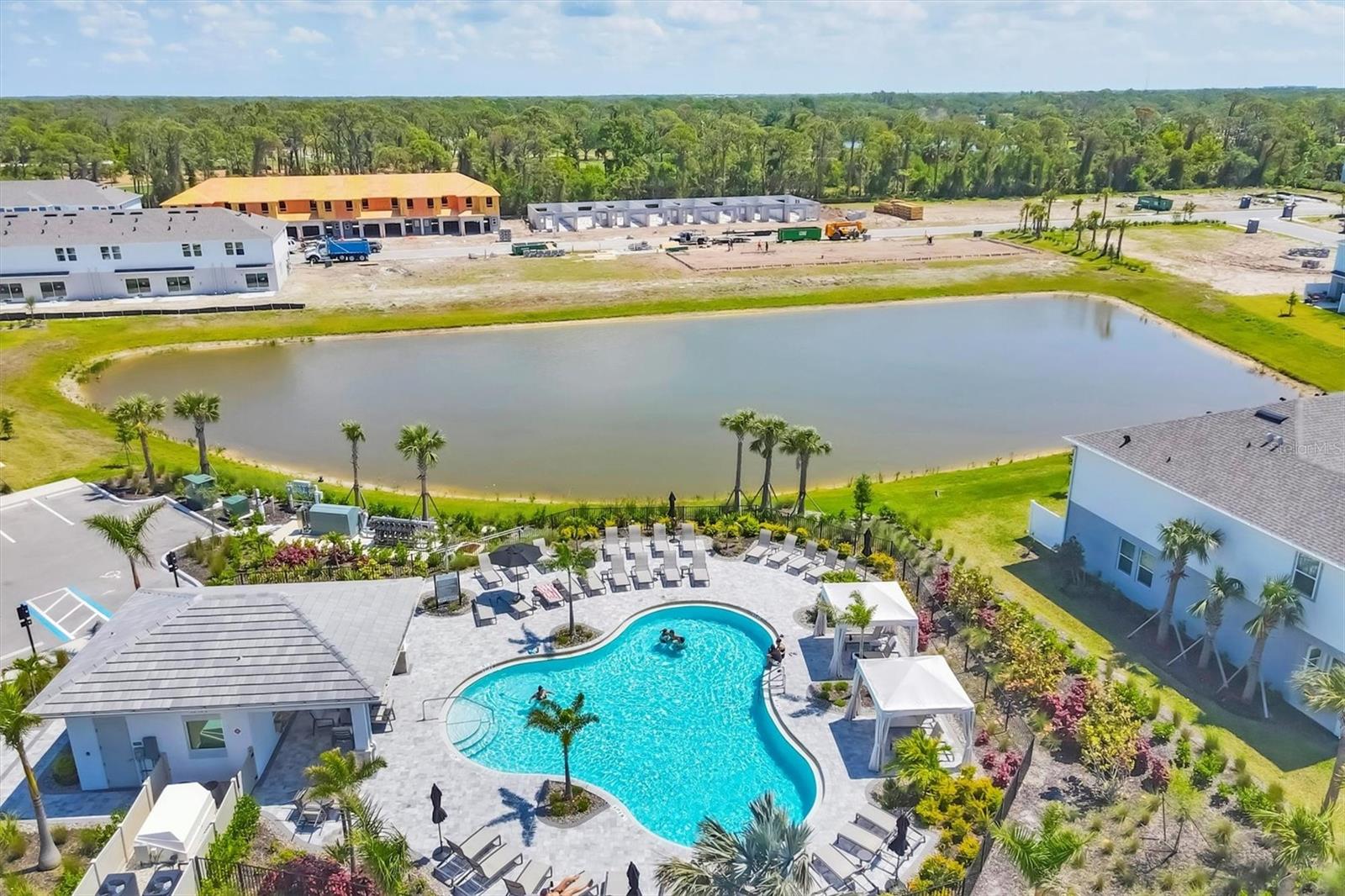 VINTERRA TWNHMS - Residential Lease