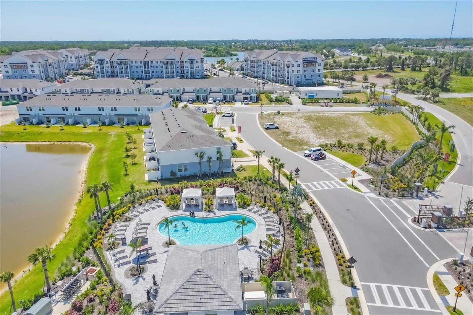 VINTERRA TWNHMS - Residential Lease