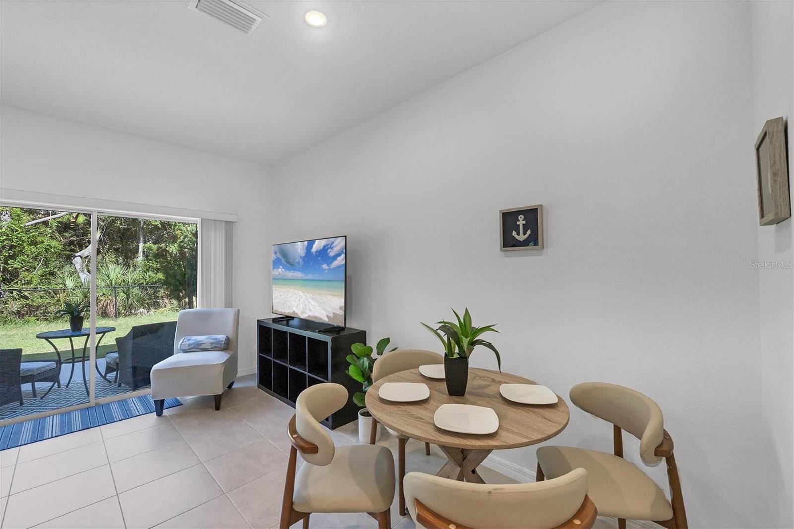 VINTERRA TWNHMS - Residential Lease