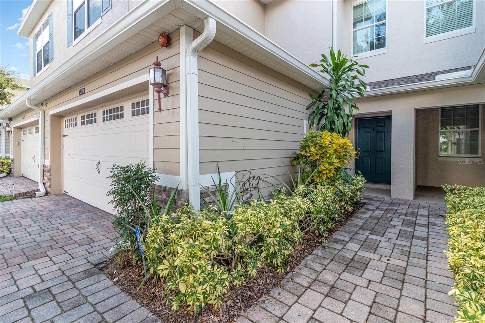 1224 PRIORY CIRCLE