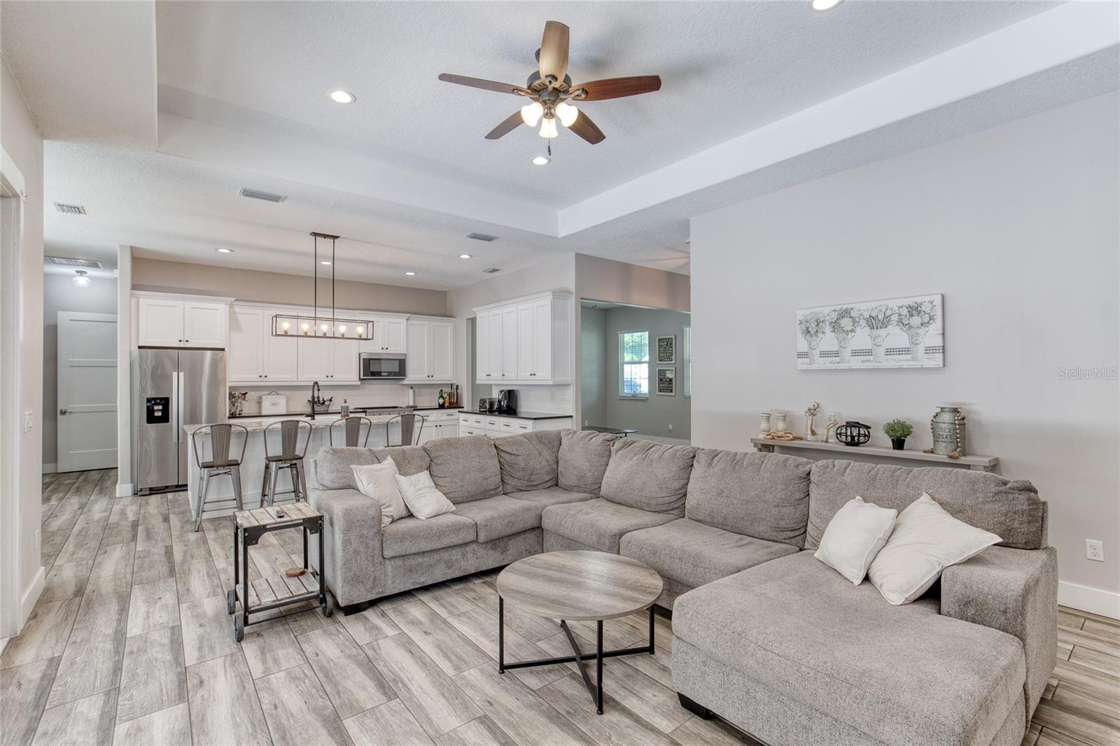 OAKVIEW ACRES SUB - Residential
