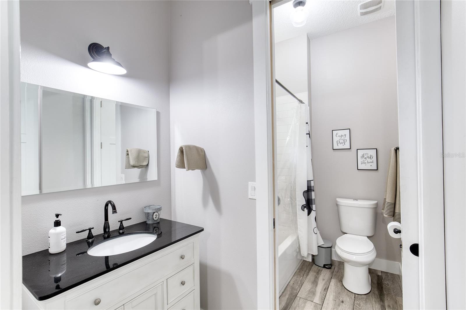 OAKVIEW ACRES SUB - Residential