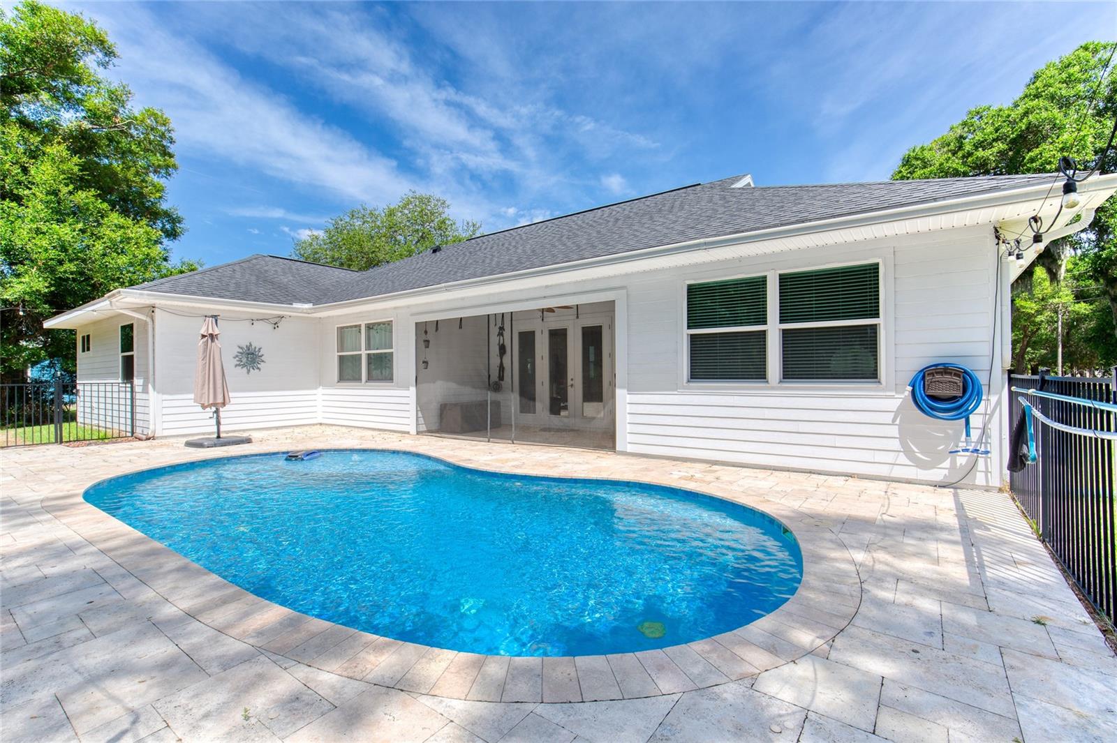 OAKVIEW ACRES SUB - Residential