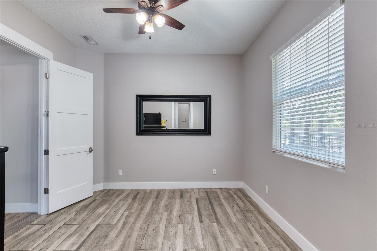 OAKVIEW ACRES SUB - Residential