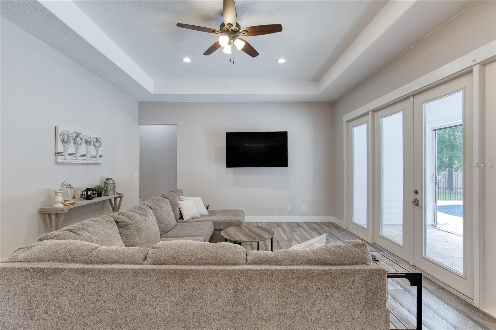 OAKVIEW ACRES SUB - Residential